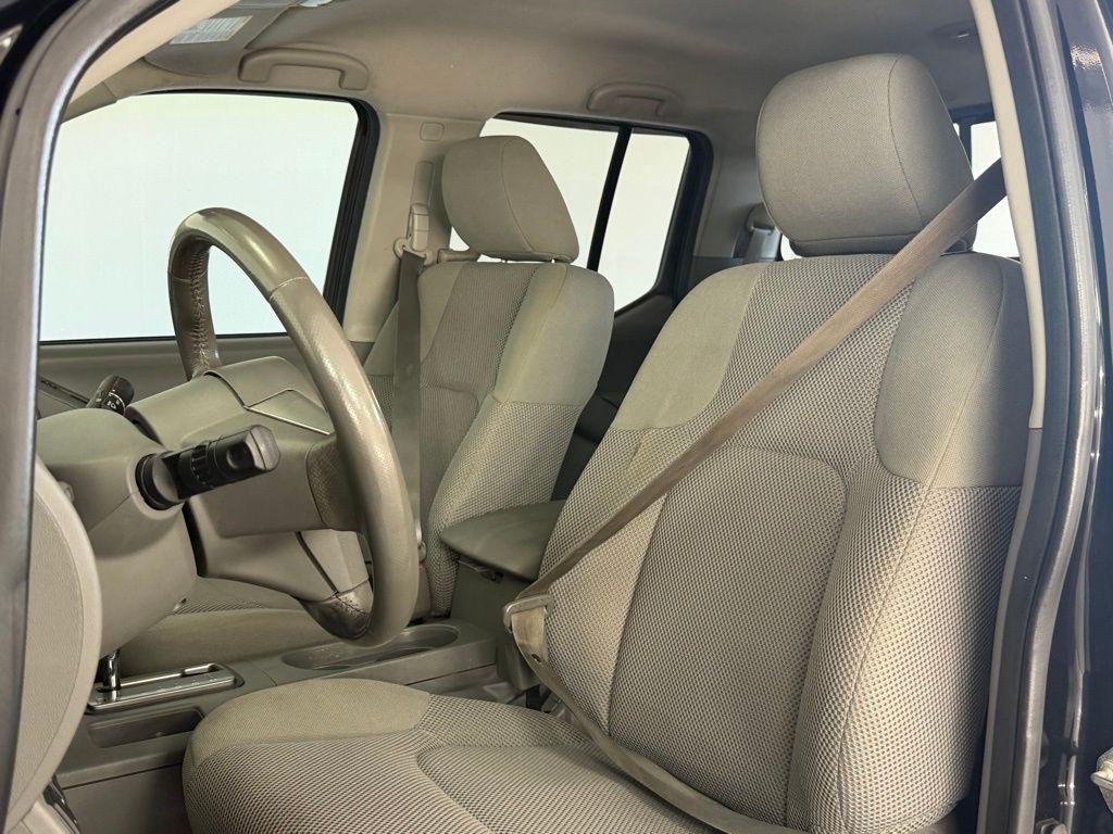 Nissan Frontier Crew Cab 4x2 SV V6 Auto 2018