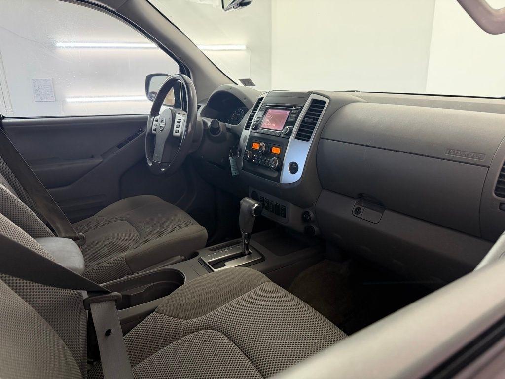 Nissan Frontier Crew Cab 4x2 SV V6 Auto 2018