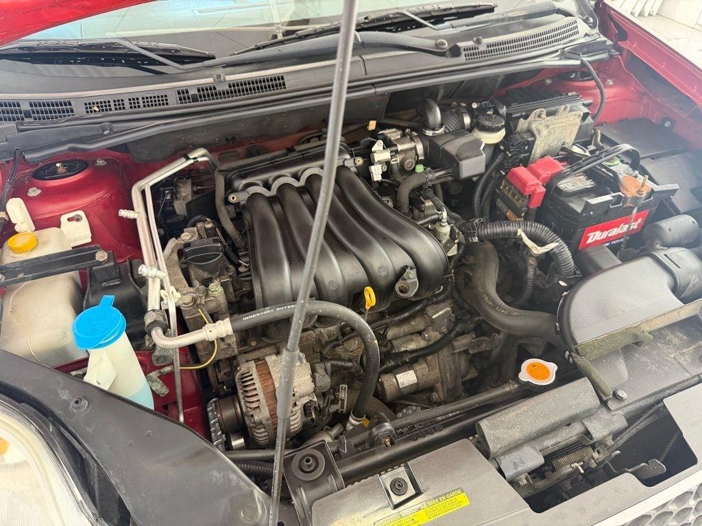 Nissan Sentra 4dr Sdn I4 CVT 2.0 SR 2011