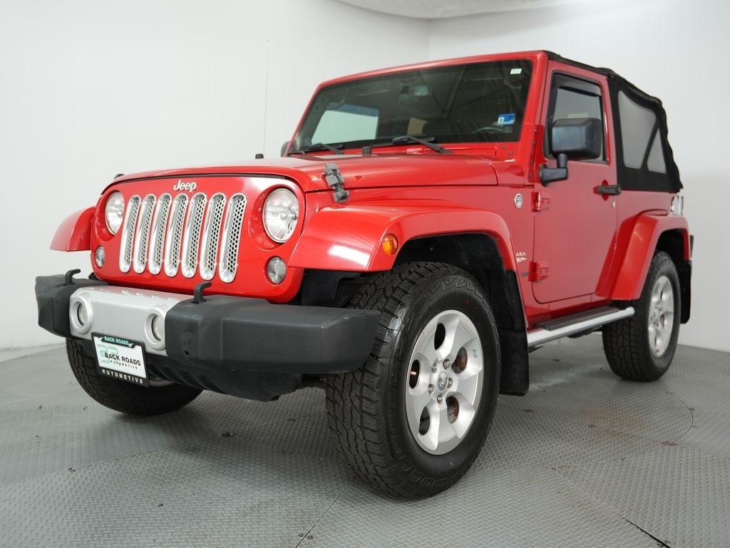 Jeep Wrangler 4WD 2dr Sahara 2014