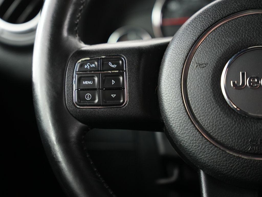 Jeep Wrangler 4WD 2dr Sahara 2014