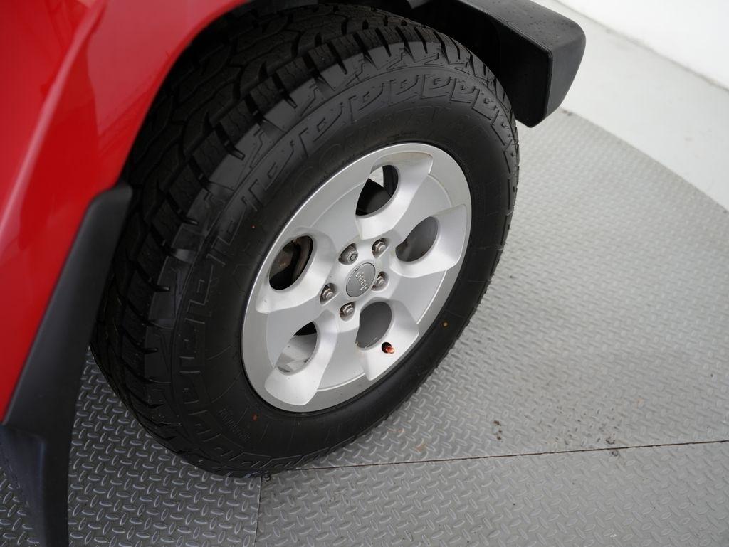 Jeep Wrangler 4WD 2dr Sahara 2014