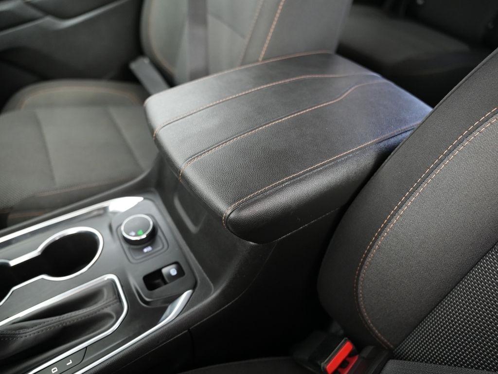 Chevrolet Traverse FWD 4dr LT Cloth w/1LT 2018