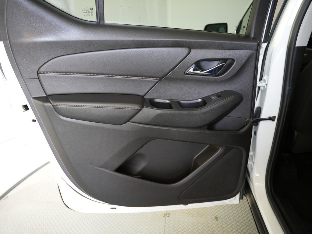 Chevrolet Traverse FWD 4dr LT Cloth w/1LT 2018