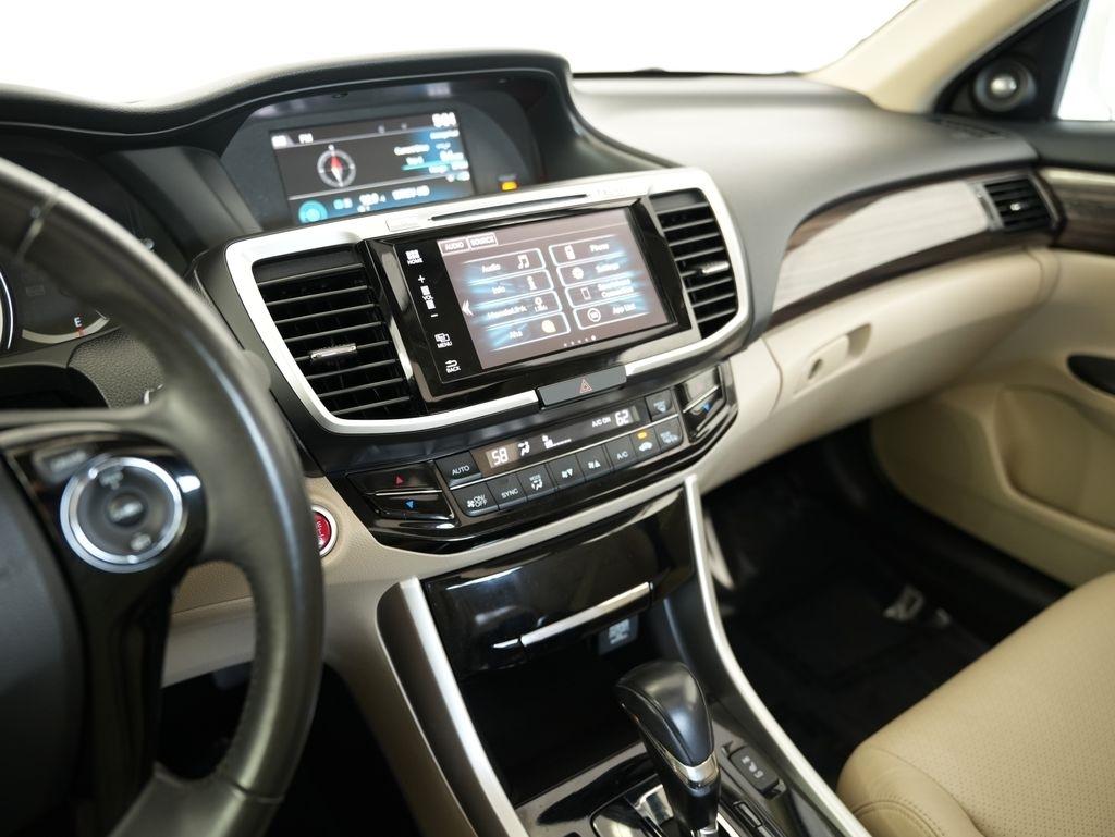 Honda Accord Sedan 4dr I4 CVT EX-L 2016