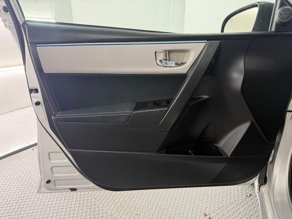 Toyota Corolla 4dr Sdn CVT S w/Special Edition Pkg (Natl) 2016