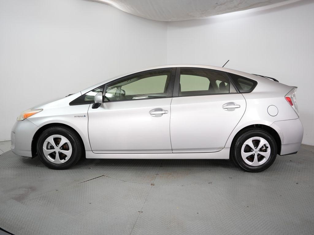 Toyota Prius 5dr HB Three (Natl) 2012
