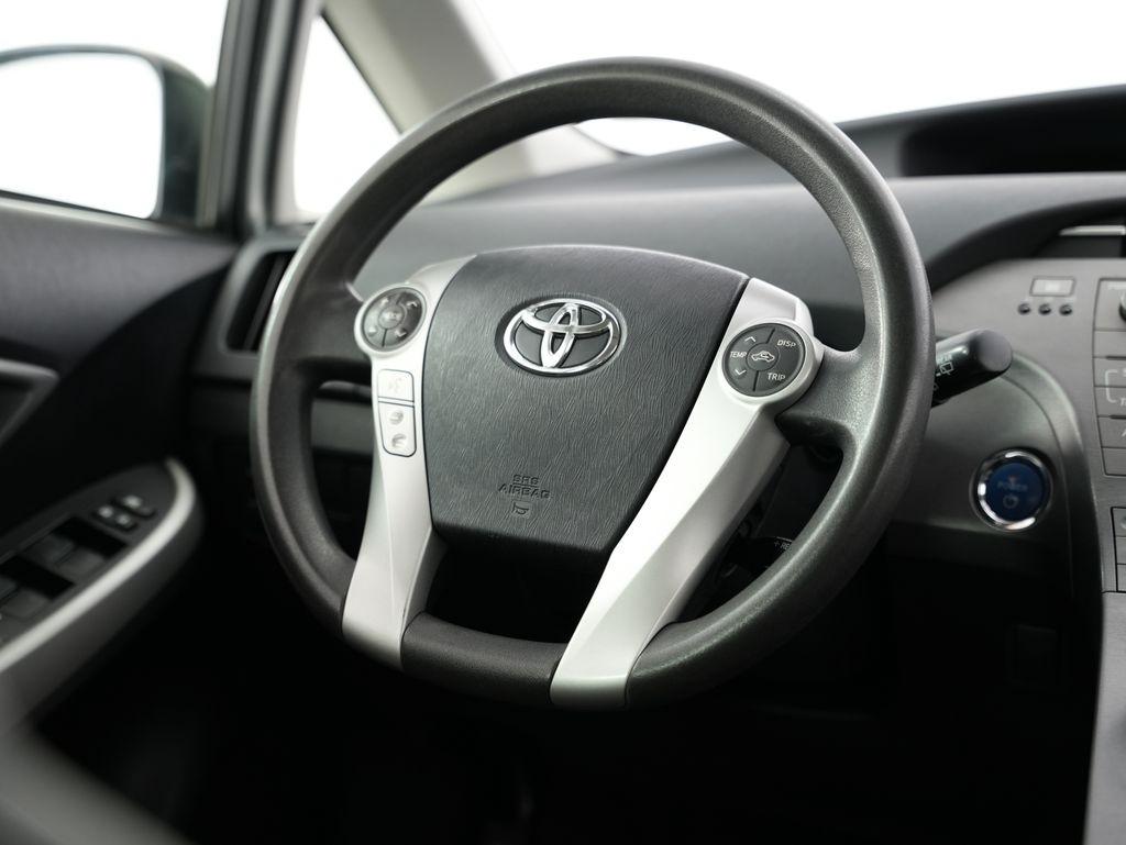 Toyota Prius 5dr HB Three (Natl) 2012