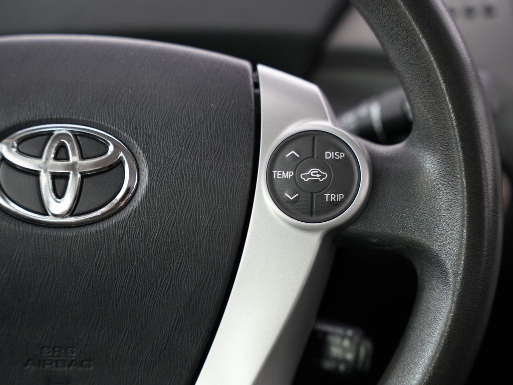 Toyota Prius 5dr HB Three (Natl) 2012