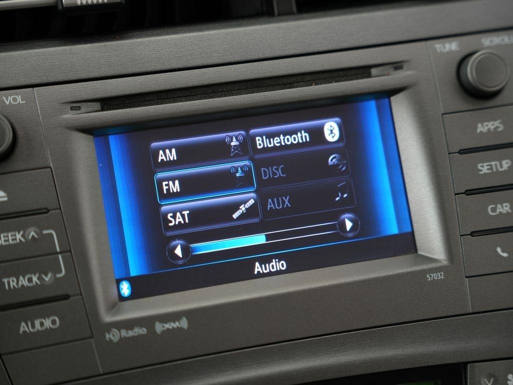 Toyota Prius 5dr HB Three (Natl) 2012