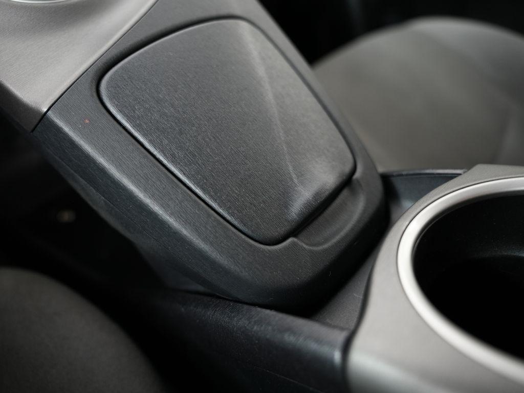 Toyota Prius 5dr HB Three (Natl) 2012