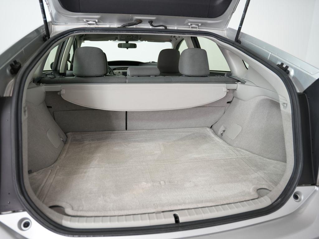 Toyota Prius 5dr HB Three (Natl) 2012