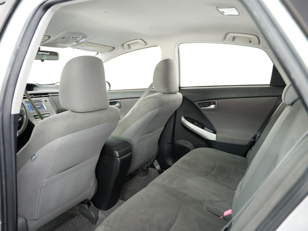 Toyota Prius 5dr HB Three (Natl) 2012