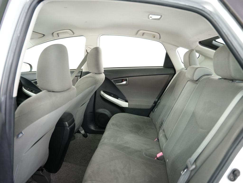 Toyota Prius 5dr HB Three (Natl) 2012