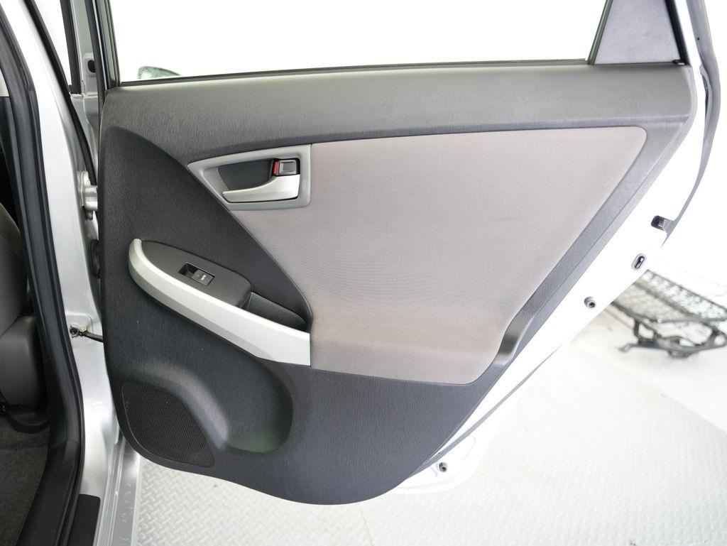 Toyota Prius 5dr HB Three (Natl) 2012