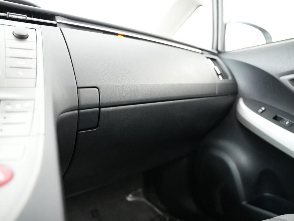 Toyota Prius 5dr HB Three (Natl) 2012