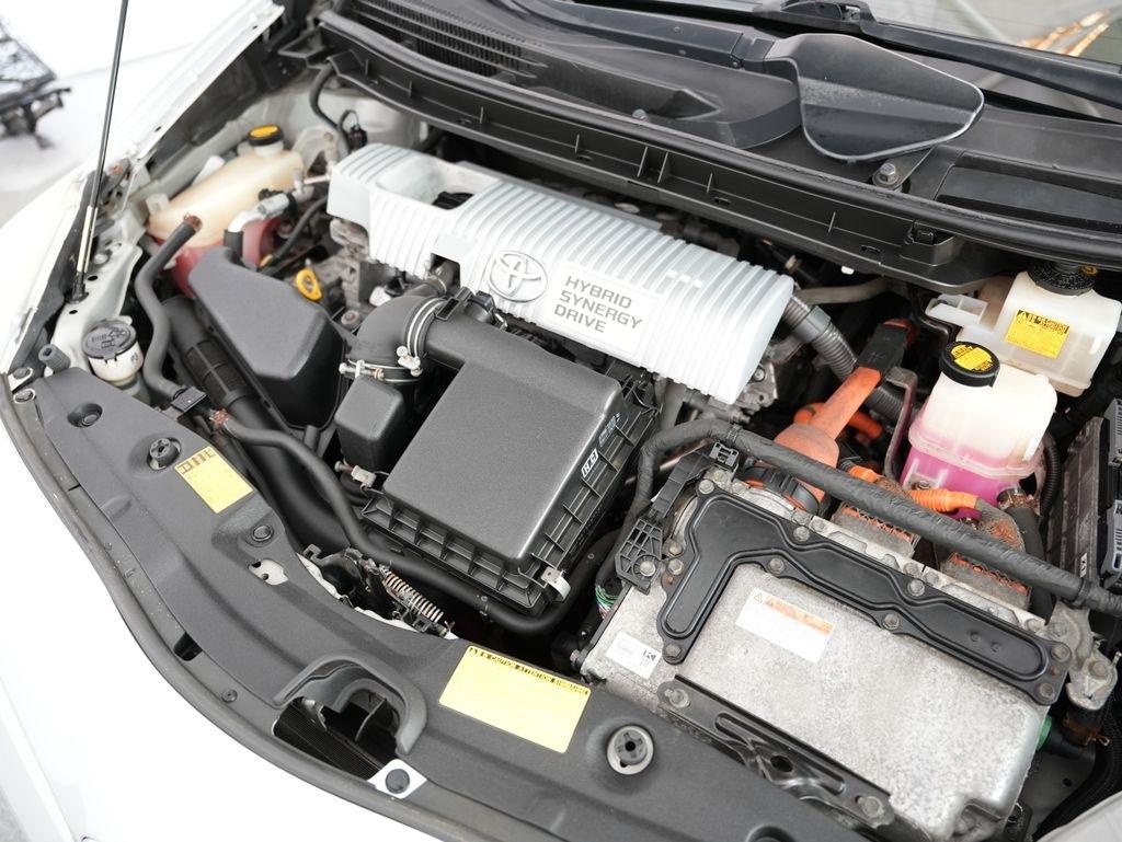 Toyota Prius 5dr HB Three (Natl) 2012