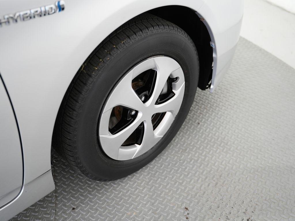 Toyota Prius 5dr HB Three (Natl) 2012