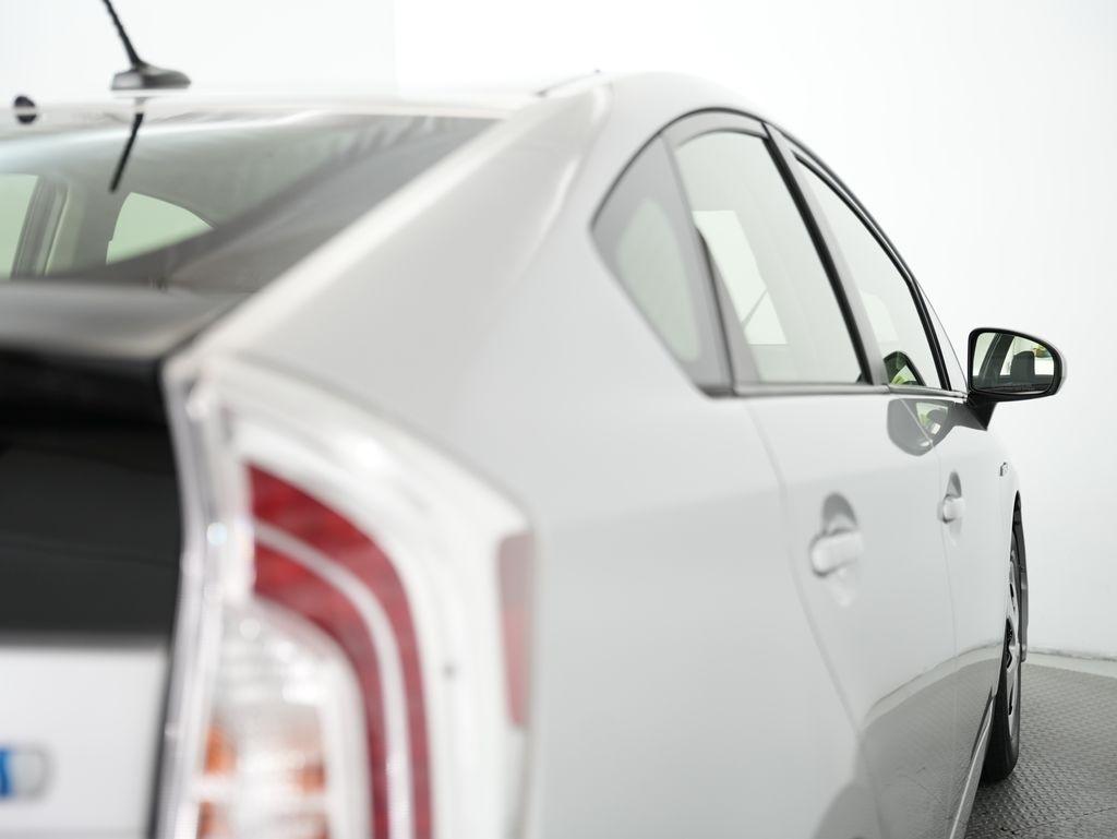 Toyota Prius 5dr HB Three (Natl) 2012