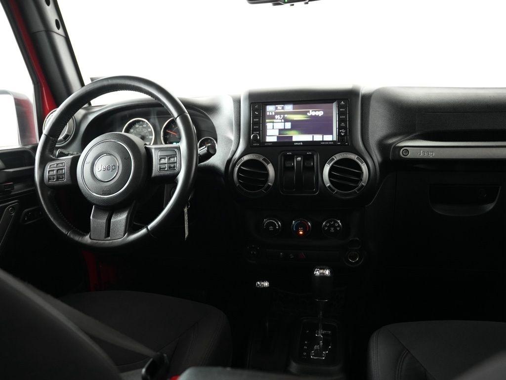 Jeep Wrangler 4WD 2dr Willys Wheeler 2016