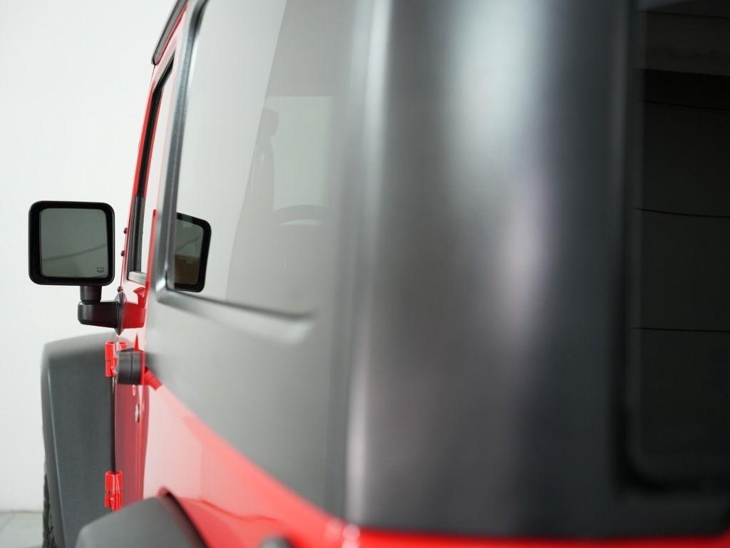 Jeep Wrangler 4WD 2dr Willys Wheeler 2016