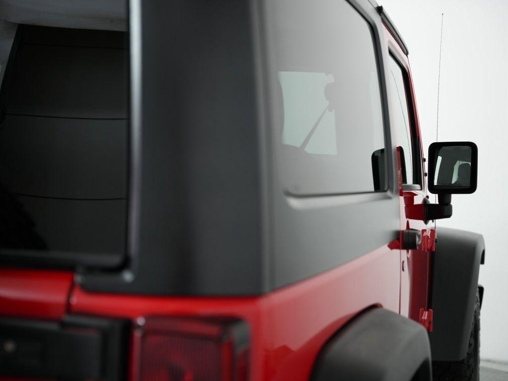 Jeep Wrangler 4WD 2dr Willys Wheeler 2016