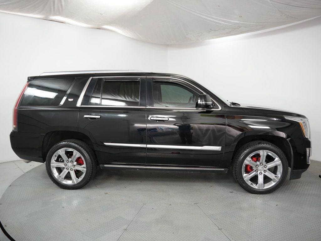 Cadillac Escalade 2WD 4dr Premium Luxury 2018