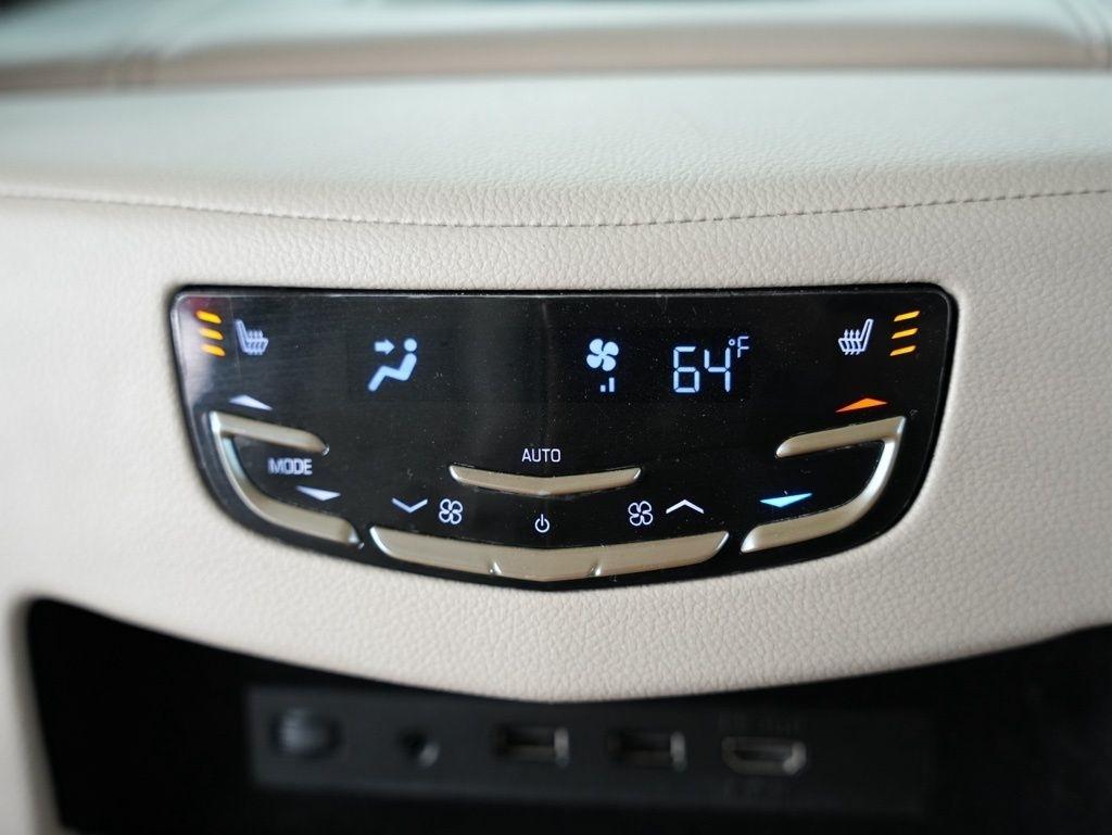 Cadillac Escalade 2WD 4dr Premium Luxury 2018