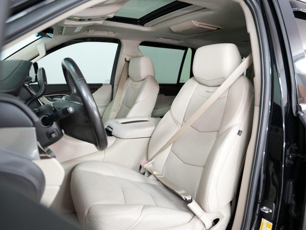 Cadillac Escalade 2WD 4dr Premium Luxury 2018