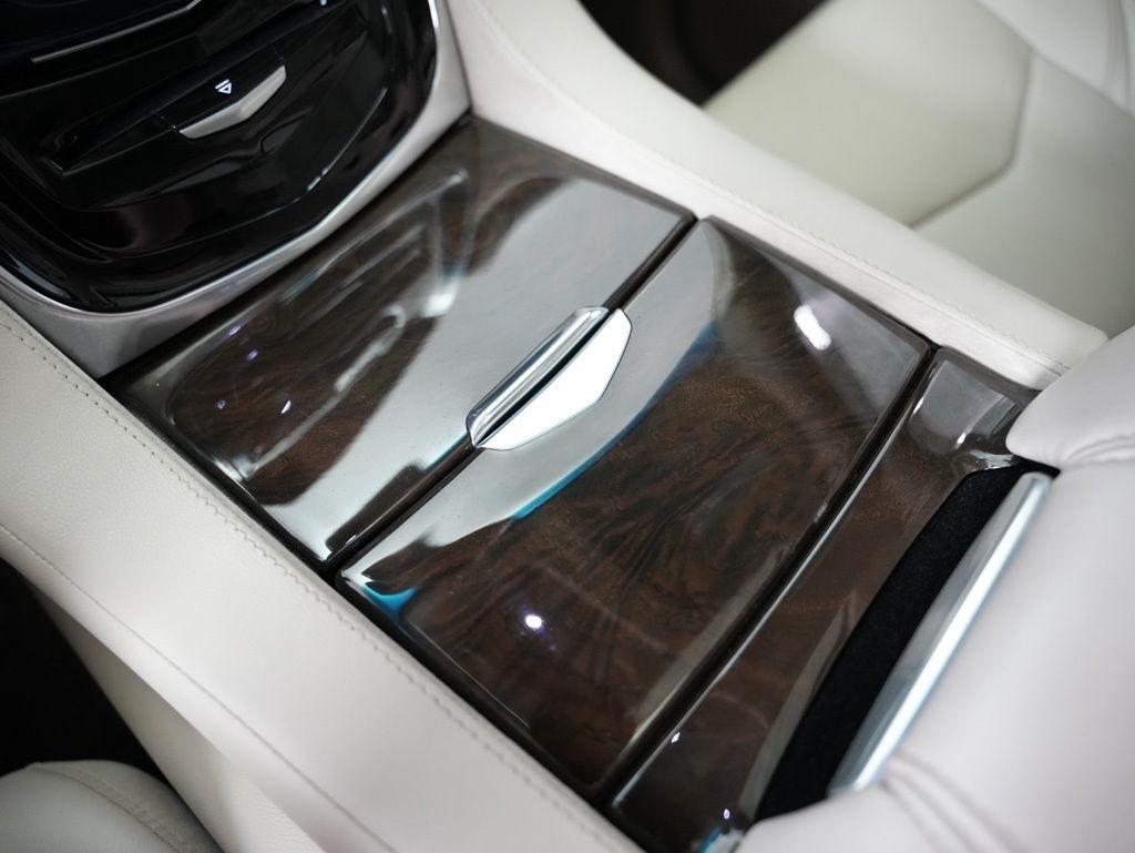 Cadillac Escalade 2WD 4dr Premium Luxury 2018