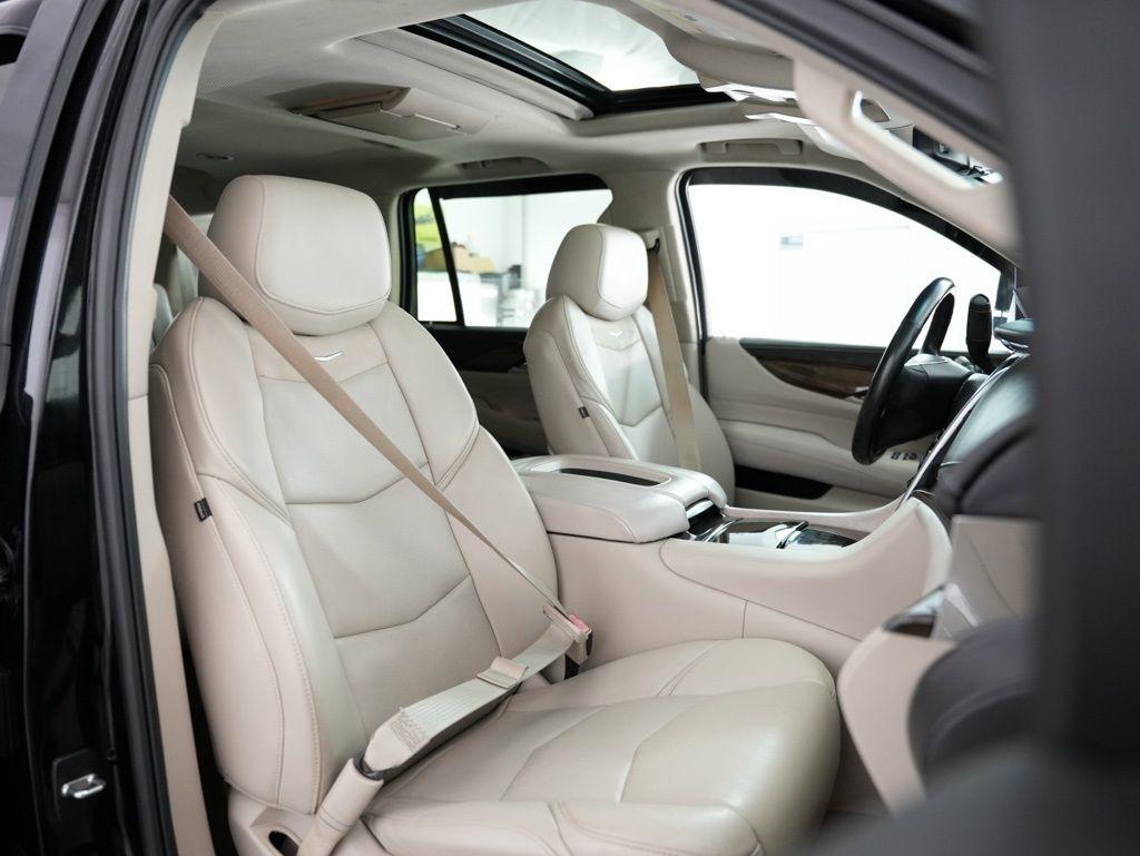 Cadillac Escalade 2WD 4dr Premium Luxury 2018