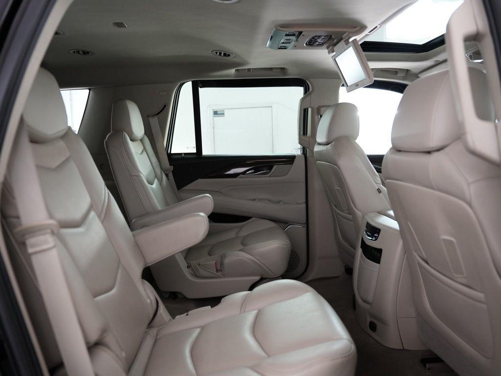 Cadillac Escalade 2WD 4dr Premium Luxury 2018