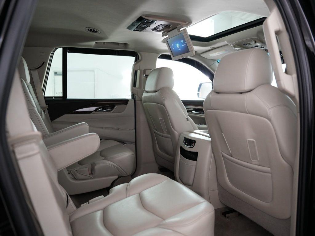 Cadillac Escalade 2WD 4dr Premium Luxury 2018