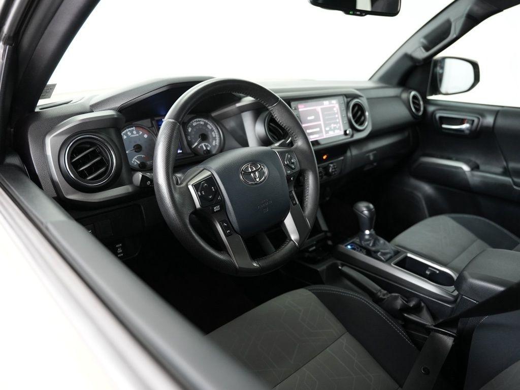 Toyota Tacoma 4WD TRD Off Road Double Cab 6' Bed V6 AT (Natl) 2020