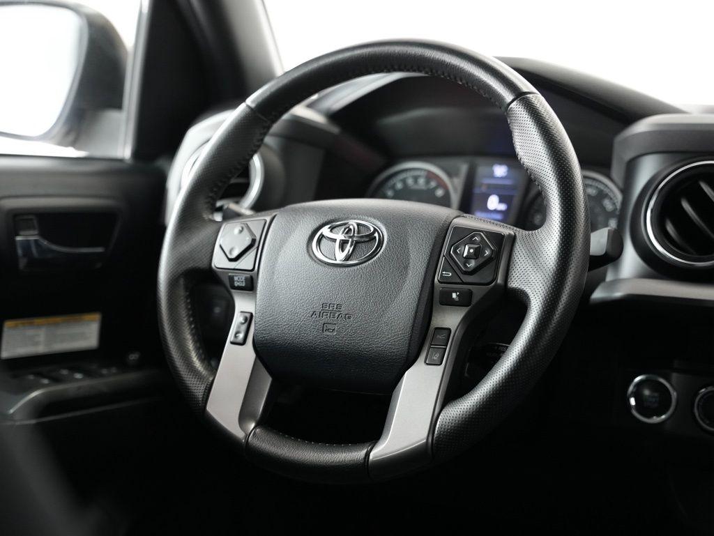 Toyota Tacoma 4WD TRD Off Road Double Cab 6' Bed V6 AT (Natl) 2020