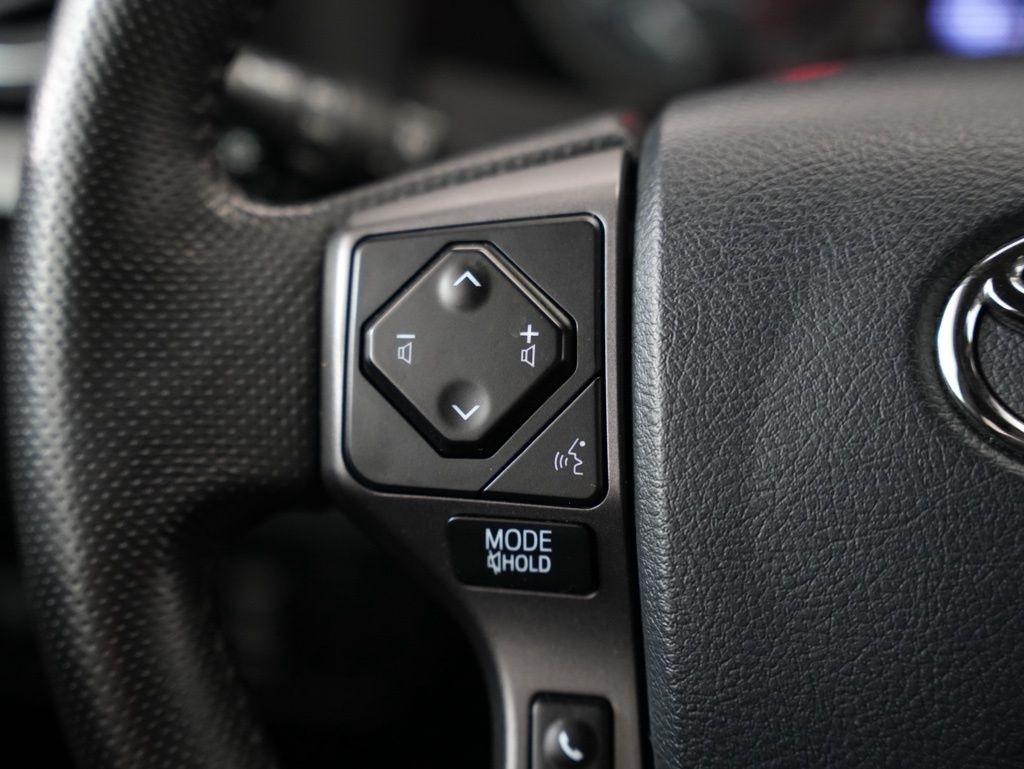 Toyota Tacoma 4WD TRD Off Road Double Cab 6' Bed V6 AT (Natl) 2020