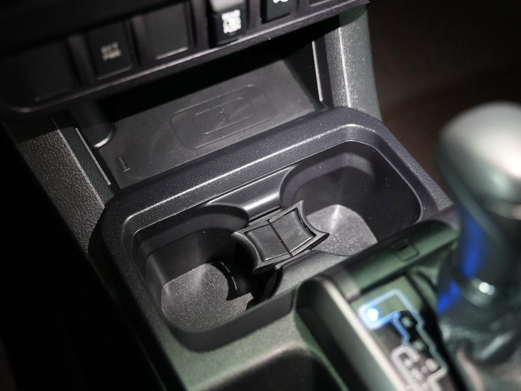 Toyota Tacoma 4WD TRD Off Road Double Cab 6' Bed V6 AT (Natl) 2020