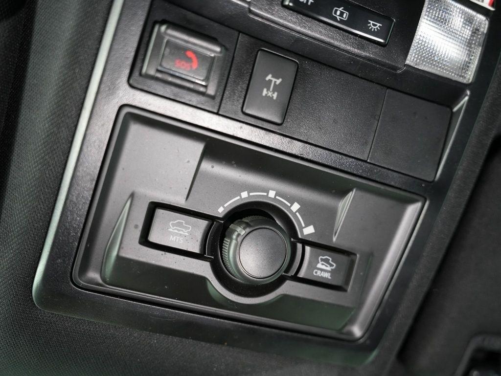 Toyota Tacoma 4WD TRD Off Road Double Cab 6' Bed V6 AT (Natl) 2020