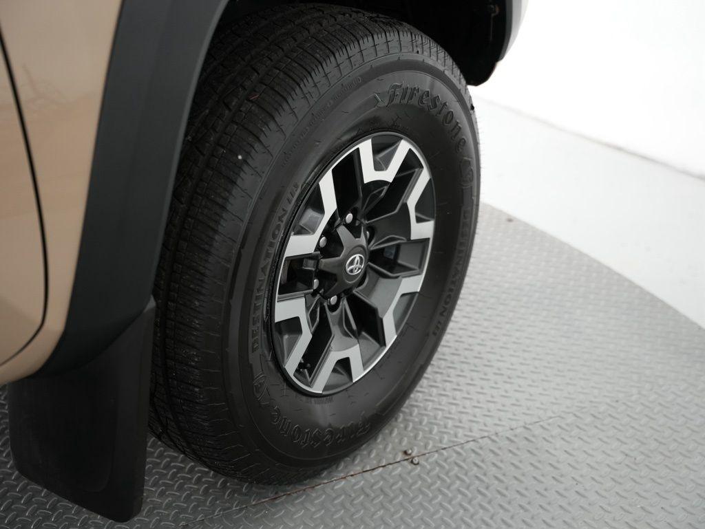 Toyota Tacoma 4WD TRD Off Road Double Cab 6' Bed V6 AT (Natl) 2020