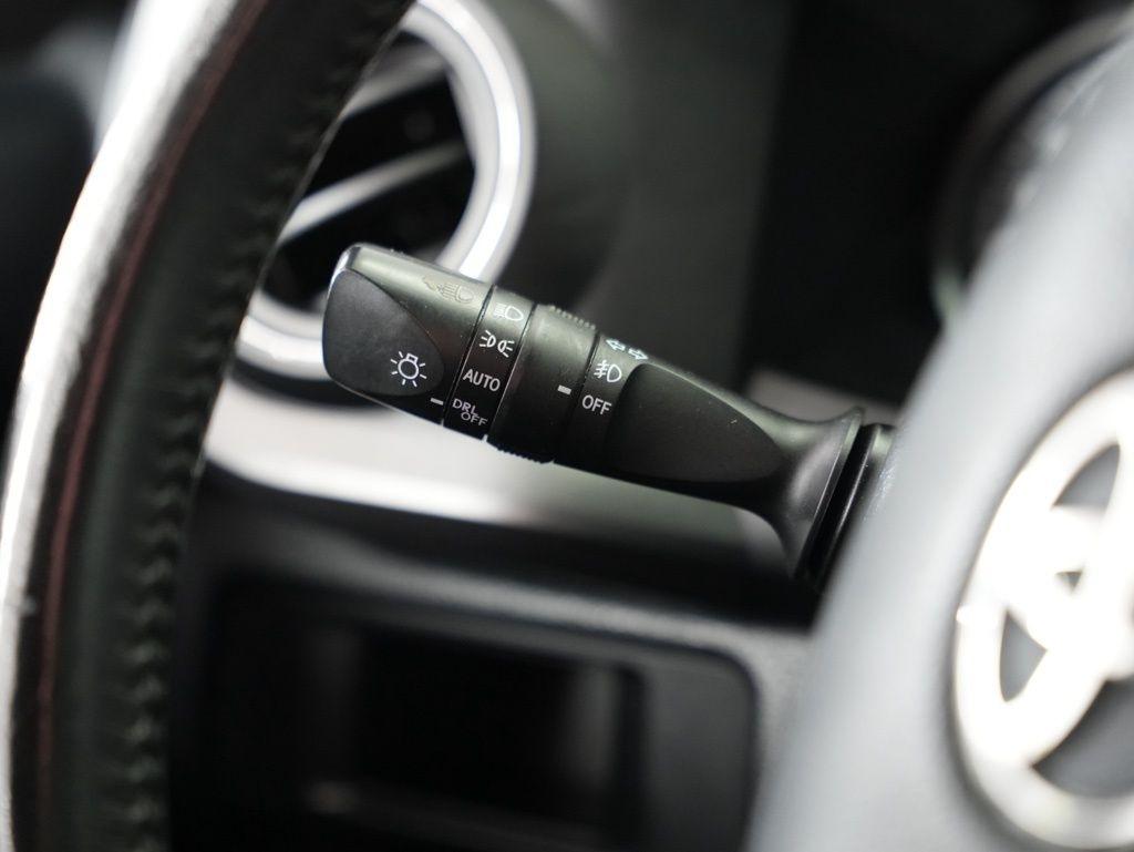 Toyota Tacoma 2WD Double Cab V6 AT TRD Off Road (Natl) 2016