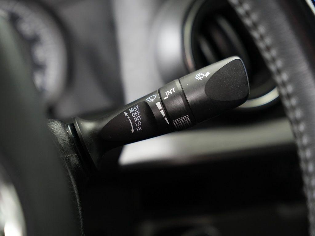 Toyota Tacoma 2WD Double Cab V6 AT TRD Off Road (Natl) 2016