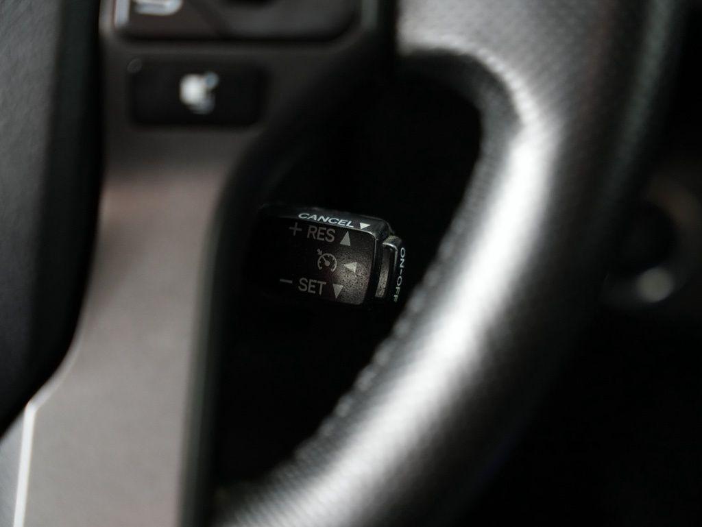 Toyota Tacoma 2WD Double Cab V6 AT TRD Off Road (Natl) 2016