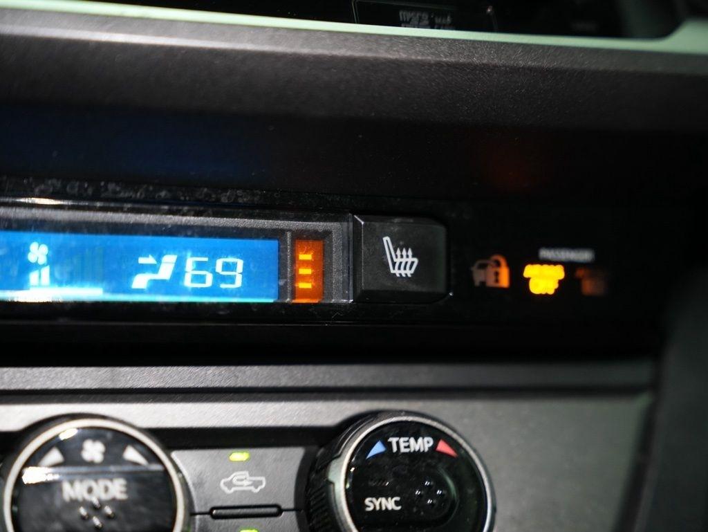 Toyota Tacoma 2WD Double Cab V6 AT TRD Off Road (Natl) 2016