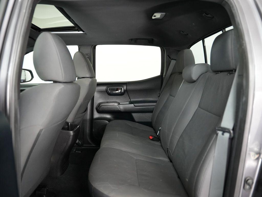 Toyota Tacoma 2WD Double Cab V6 AT TRD Off Road (Natl) 2016