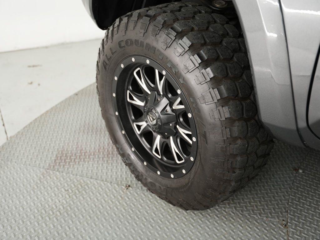 Toyota Tacoma 2WD Double Cab V6 AT TRD Off Road (Natl) 2016