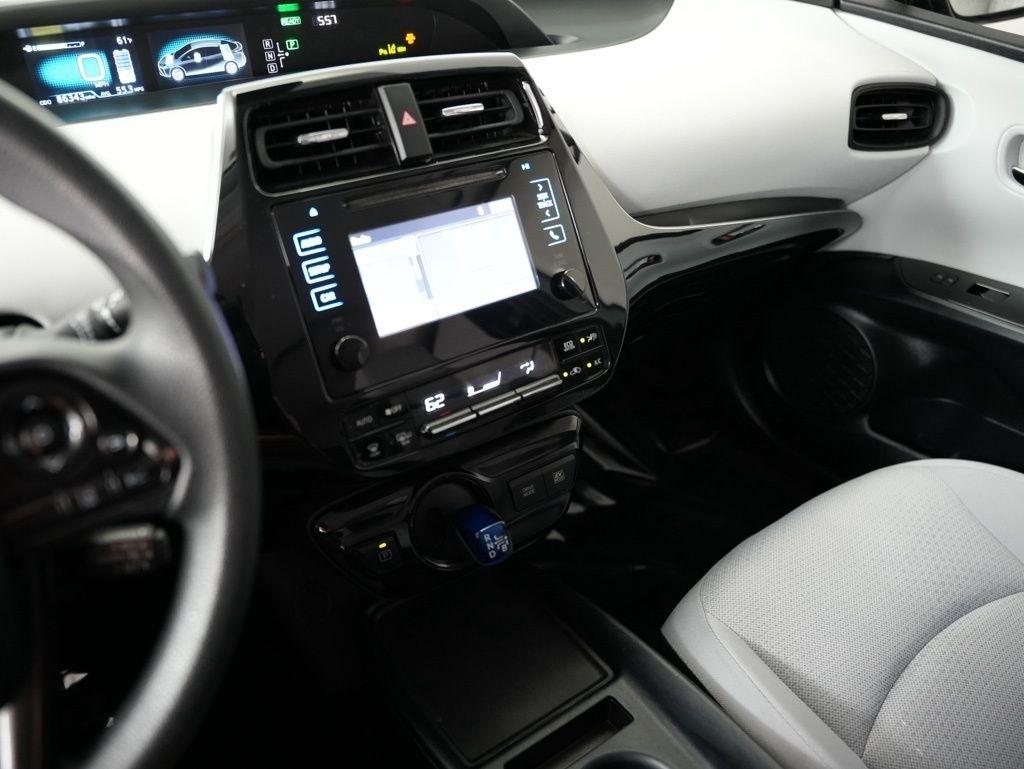 Toyota Prius Limited (Natl) 2019