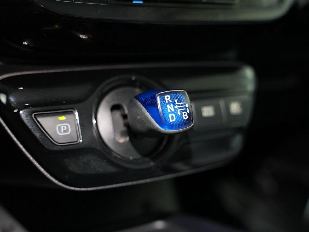 Toyota Prius Limited (Natl) 2019