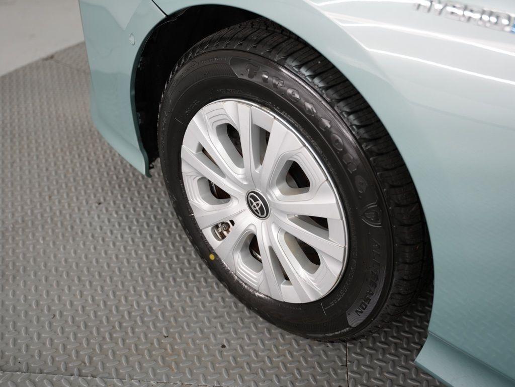 Toyota Prius Limited (Natl) 2019