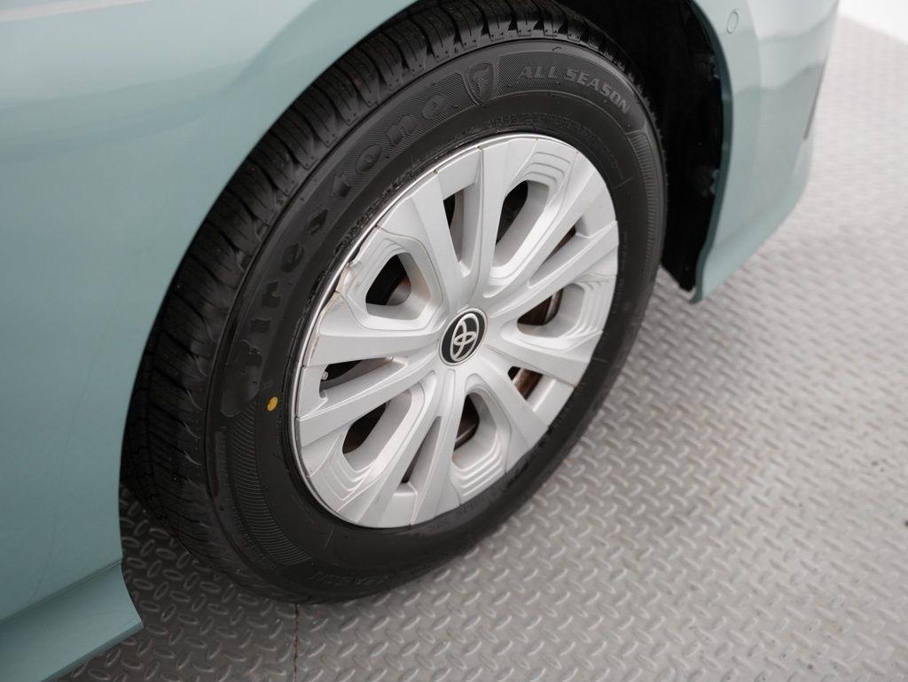 Toyota Prius Limited (Natl) 2019