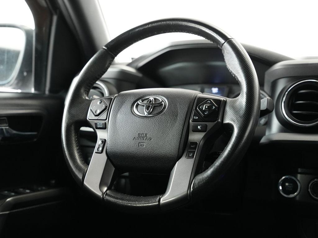 Toyota Tacoma 4WD TRD Off Road Double Cab 5' Bed V6 MT (Natl) 2021